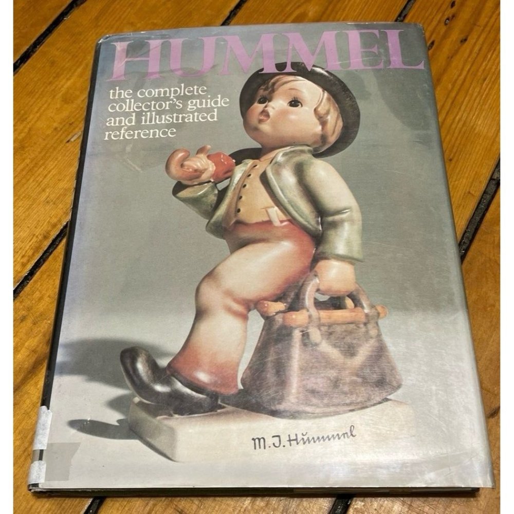 Vintage HUMMEL Book The complete collector’s guide and illustrated reference